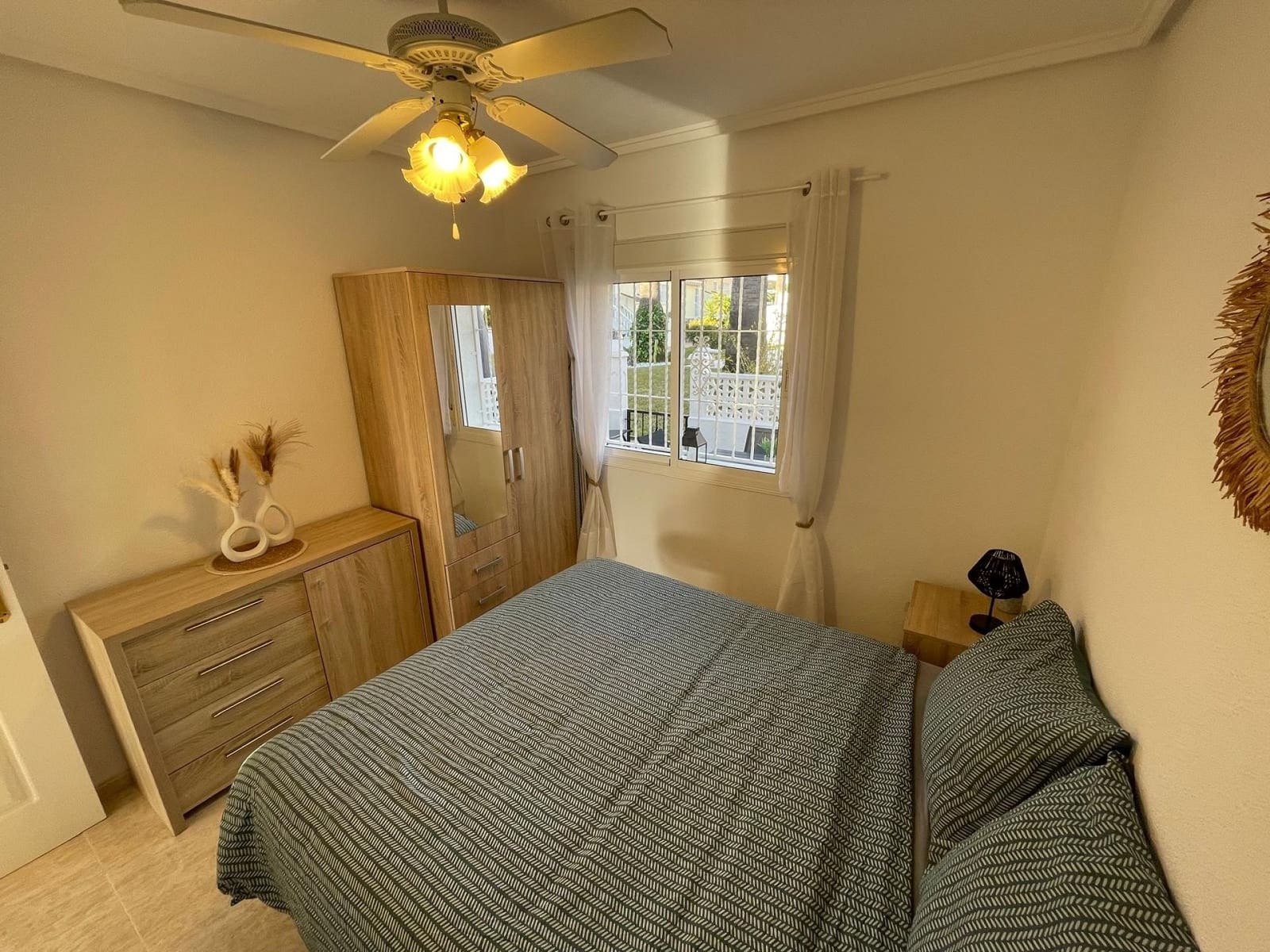 3 makuuhuone Omakotitalo myytävänä paikassa Ciudad Quesada mukana uima-altaan - 244 900 € (Ref: 9753801)