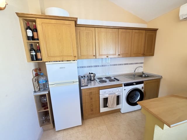 2 makuuhuone Huoneisto myytävänä paikassa Villamartin, Orihuela - 139 995 € (Ref: 9753830)