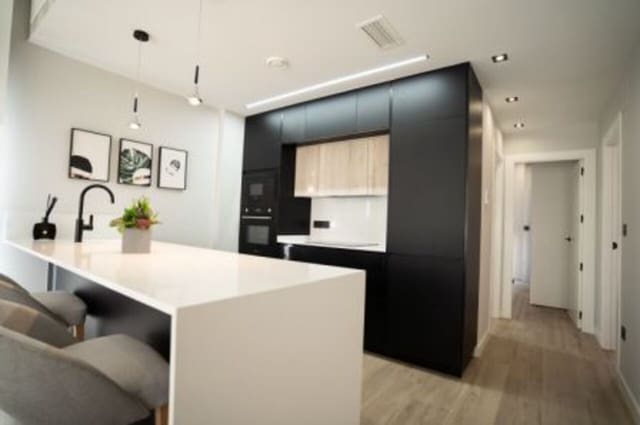 3 soveværelse Byhus til salg i Villamartin, Orihuela - € 363.500 (Ref: 9753852)