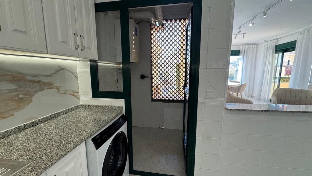 2 quarto Apartamento para venda em Orihuela Costa com piscina - 249 000 € (Ref: 9753875)