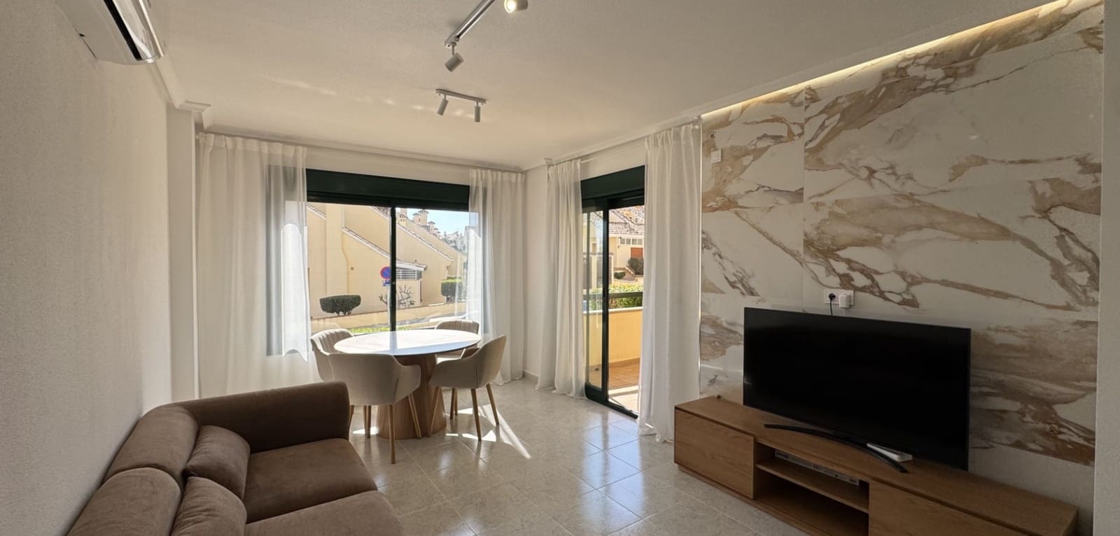2 chambre Appartement à vendre à Orihuela Costa avec piscine - 249 000 € (Ref: 9753882)