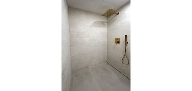 2 slaapkamer Appartement te koop in Torrevieja - € 265.000 (Ref: 9753897)