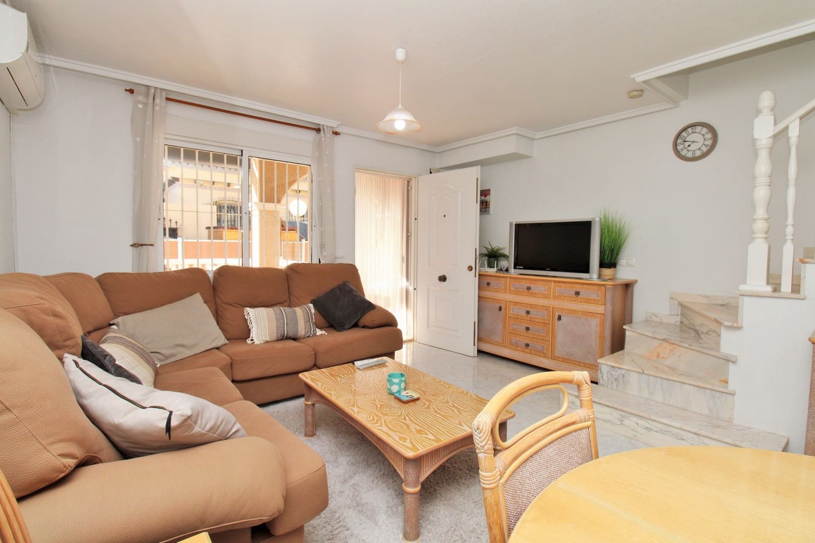 3 soveværelse Byhus til salg i Playa Flamenca - € 234.900 (Ref: 9753903)