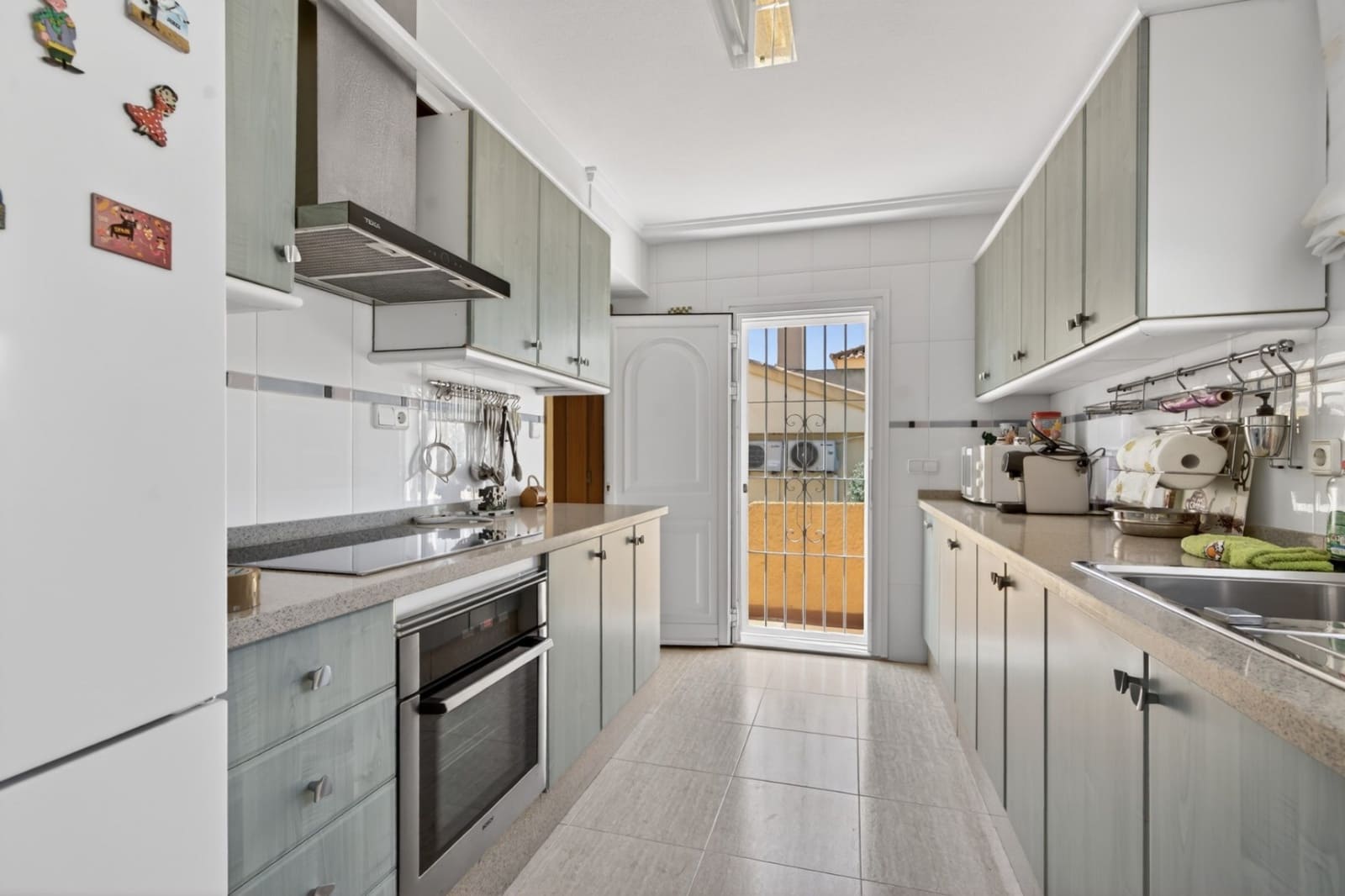 4 soveværelse Villa til salg i Gran Alacant - € 695.000 (Ref: 9753912)