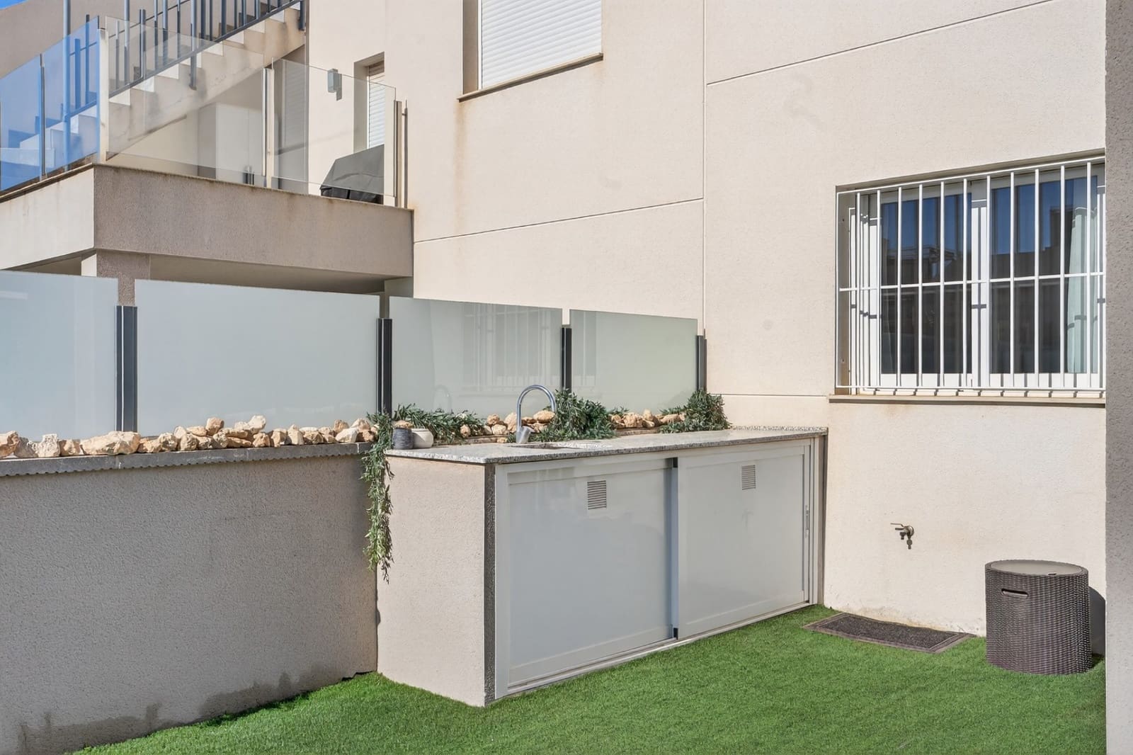 3 chambre Appartement à vendre à Torrevieja avec piscine garage - 259 000 € (Ref: 9753913)