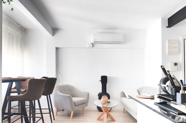 2 makuuhuone Huoneisto myytävänä paikassa Alicante kaupunki - 290 000 € (Ref: 9753914)