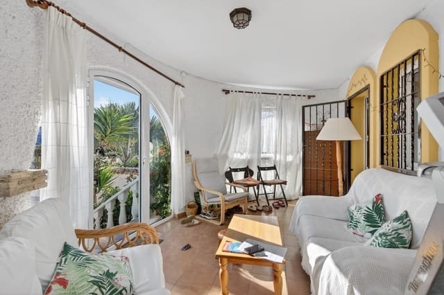 6 makuuhuone Huvila myytävänä paikassa Gran Alacant, Santa Pola mukana uima-altaan 
autotalli - 505 000 € (Ref: 9753922)