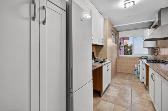 3 soverom Leilighet til salgs i Alicante by med garasje - € 259 900 (Ref: 9753926)