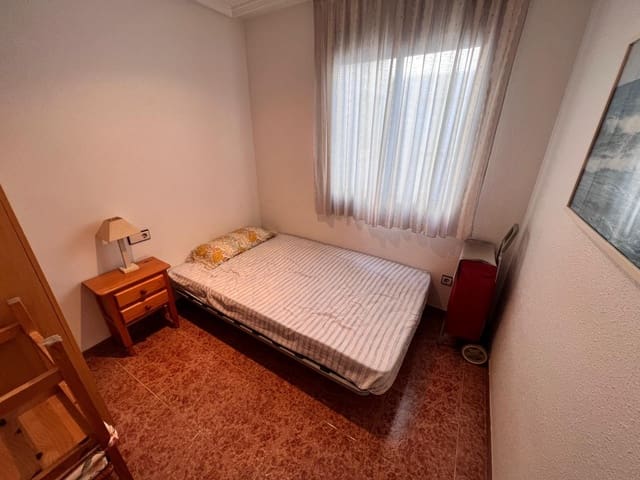2 sovrum Lägenhet till salu i Torrevieja - 120 000 € (Ref: 9754098)