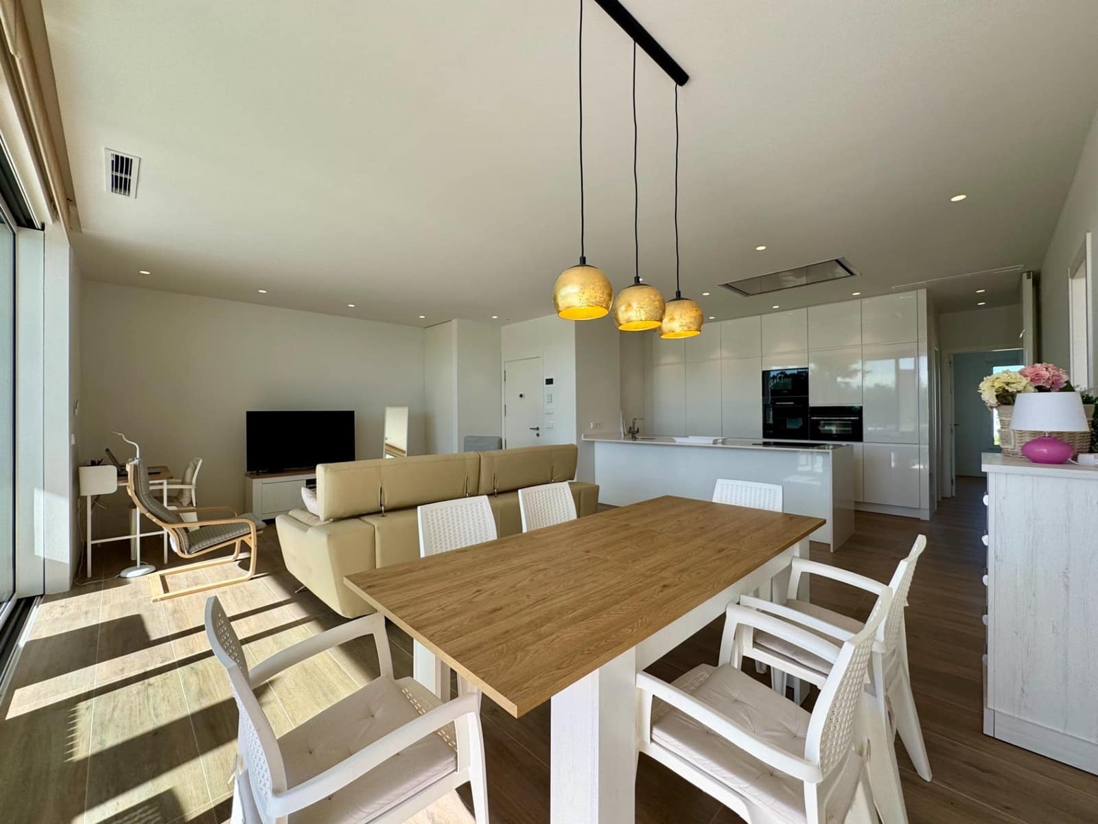 Apartamento de 3 habitaciones en Orihuela en venta con piscina garaje - 479.000 € (Ref: 9754118)