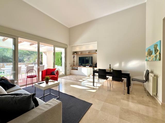 3 quarto Moradia para venda em Orihuela com piscina garagem - 459 000 € (Ref: 9754119)