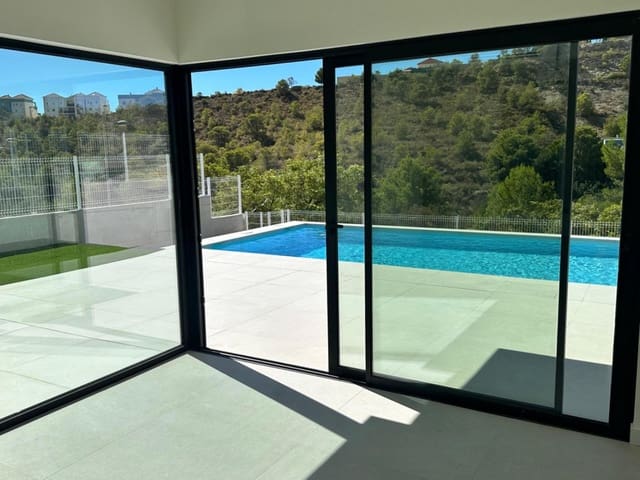 3 quarto Moradia para venda em Finestrat com garagem - 850 000 € (Ref: 9754121)