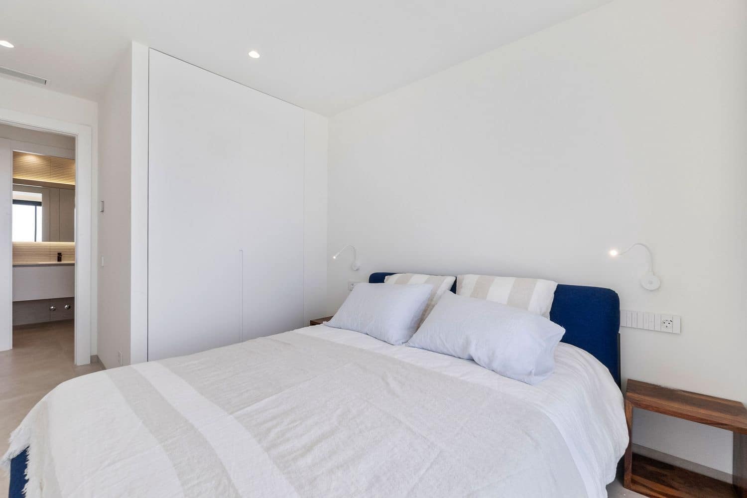 2 soverom Leilighet til salgs i Orihuela med svømmebasseng garasje - € 490 000 (Ref: 9754124)