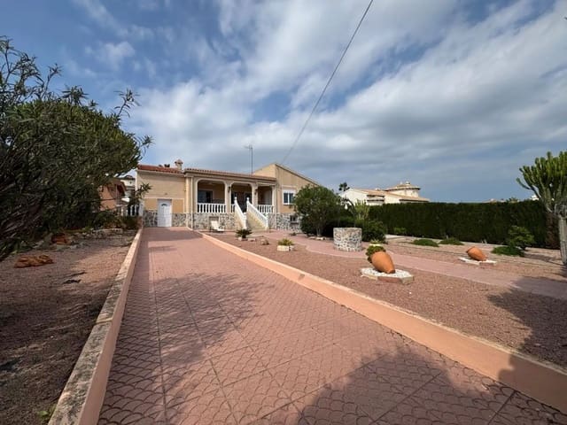 3 soveværelse Villa til salg i Ciudad Quesada, Rojales med garage - € 535.000 (Ref: 9754240)