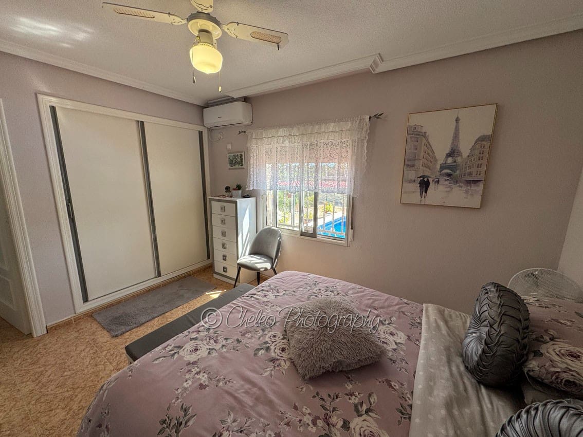 3 makuuhuone Huvila myytävänä paikassa Catral mukana uima-altaan - 379 995 € (Ref: 9793865)