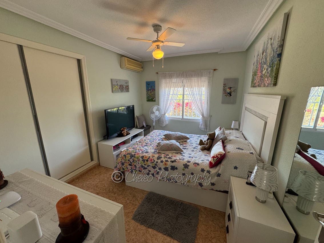 3 makuuhuone Huvila myytävänä paikassa Catral mukana uima-altaan - 379 995 € (Ref: 9793865)