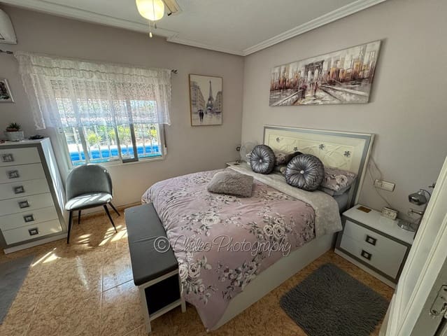 3 makuuhuone Huvila myytävänä paikassa Catral mukana uima-altaan - 379 995 € (Ref: 9793865)