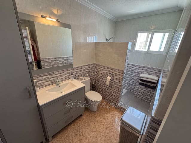 3 makuuhuone Huvila myytävänä paikassa Catral mukana uima-altaan - 379 995 € (Ref: 9793865)