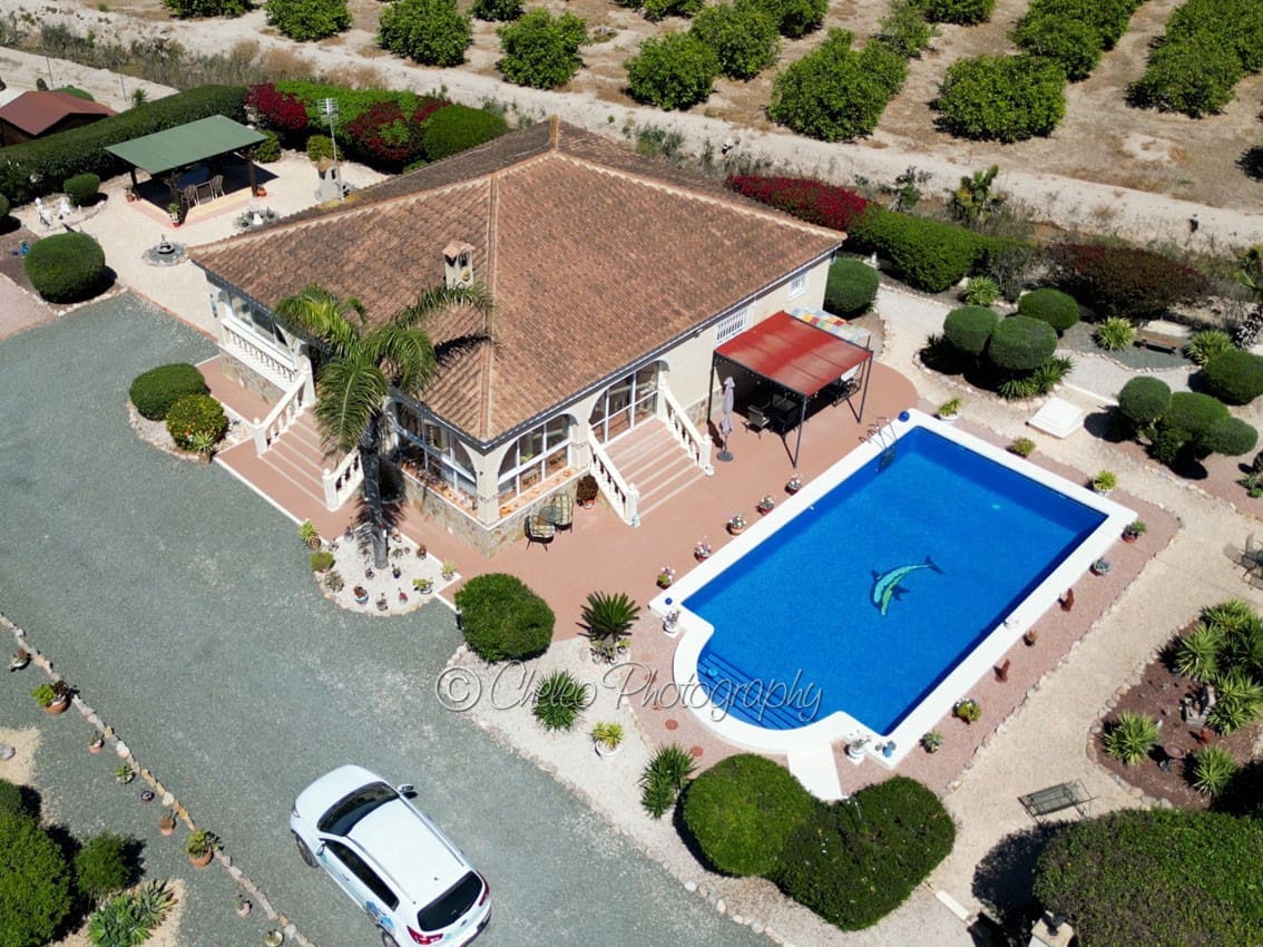 3 makuuhuone Huvila myytävänä paikassa Catral mukana uima-altaan - 379 995 € (Ref: 9793865)