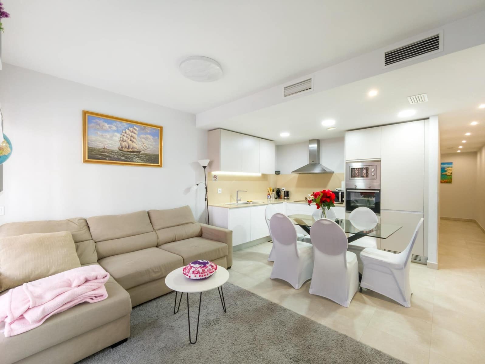 2 Zimmer Wohnung zu verkaufen in Torrevieja mit Pool - 274.000 € (Ref: 9793879)