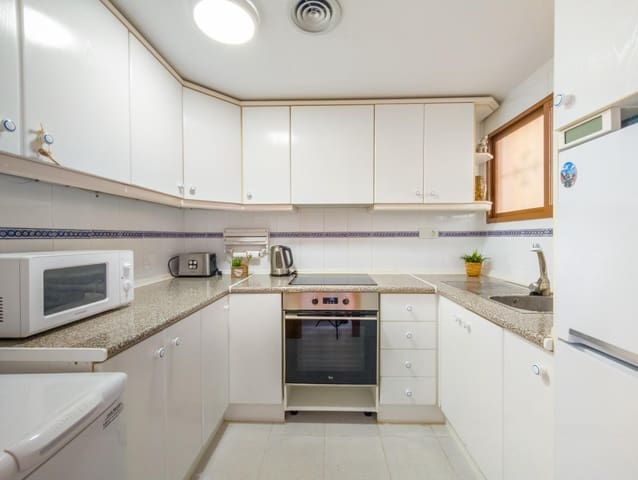 1 chambre Appartement à vendre à Torrevieja avec piscine - 125 000 € (Ref: 9793880)