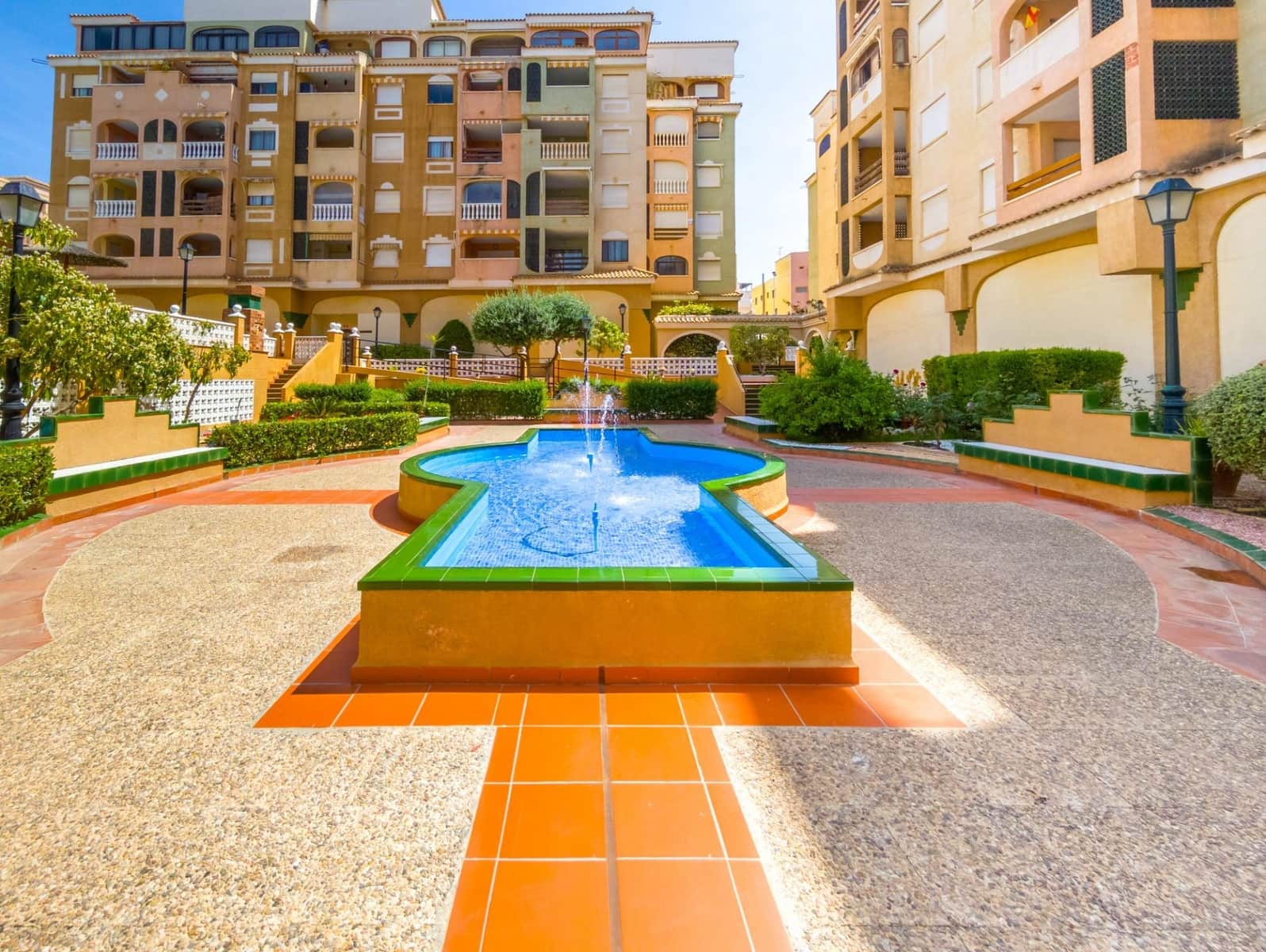 1 soverom Leilighet til salgs i Torrevieja med svømmebasseng - € 125 000 (Ref: 9793880)