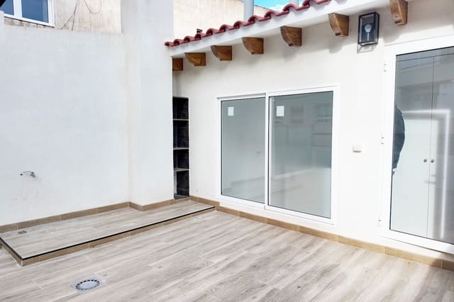 2 soverom Hus til salgs i Alicante by - € 389 000 (Ref: 9793891)
