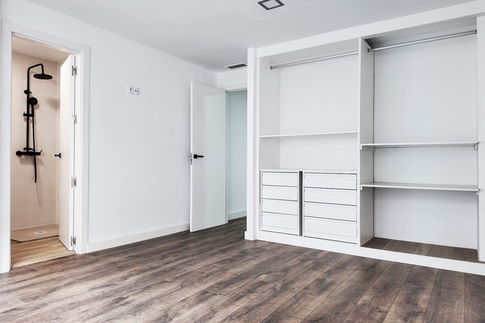 2 soverom Hus til salgs i Alicante by - € 389 000 (Ref: 9793891)