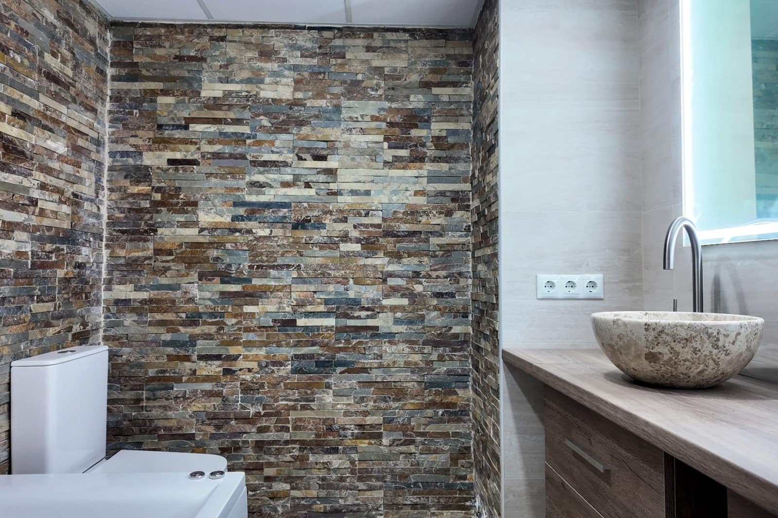 2 soverom Hus til salgs i Alicante by - € 389 000 (Ref: 9793891)