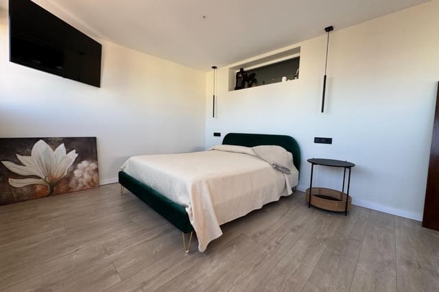 3 bedroom Townhouse for sale in Polop with pool garage - € 399,000 (Ref: 9793894)