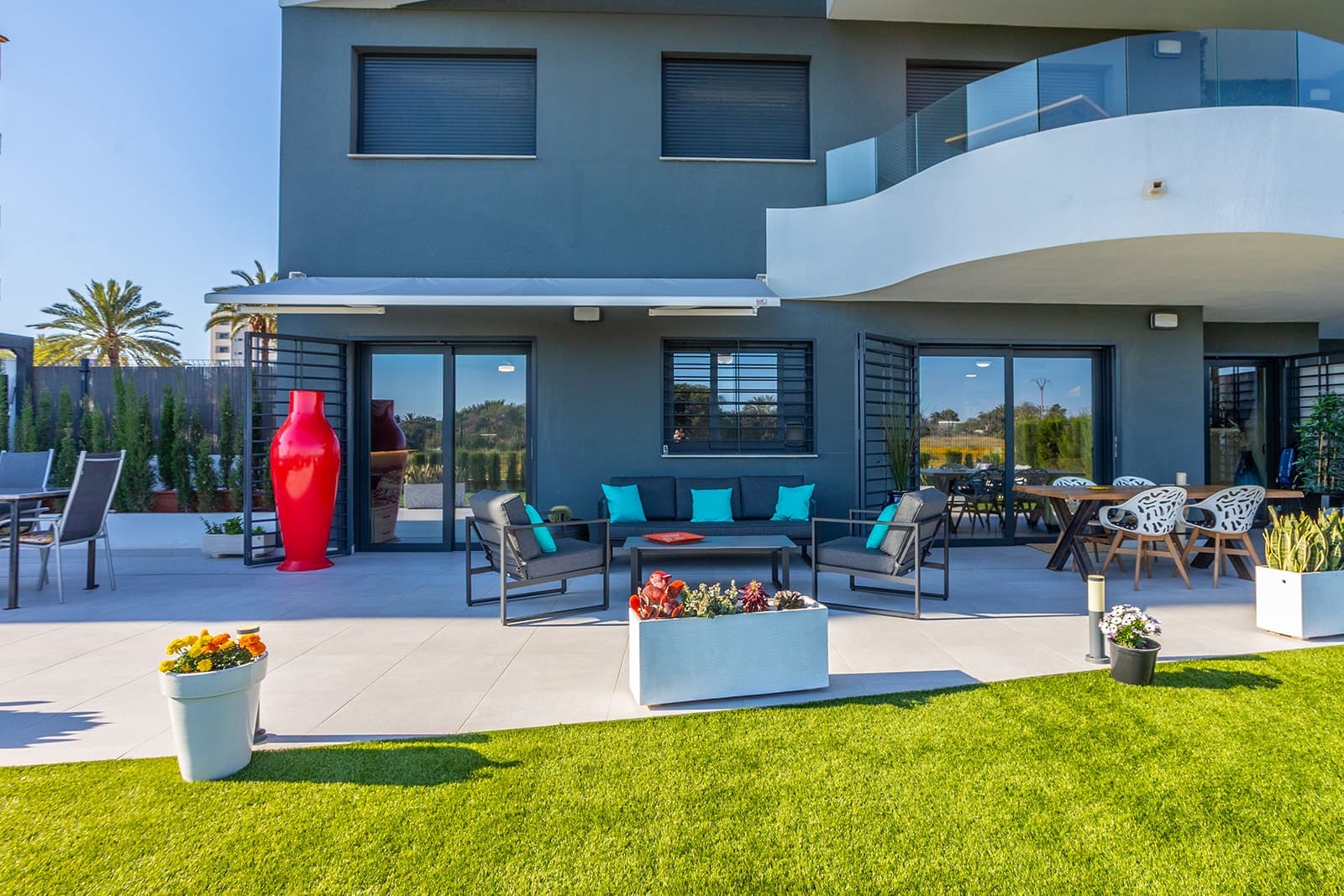 2 slaapkamer Appartement te koop in Torrevieja - € 519.000 (Ref: 9793897)