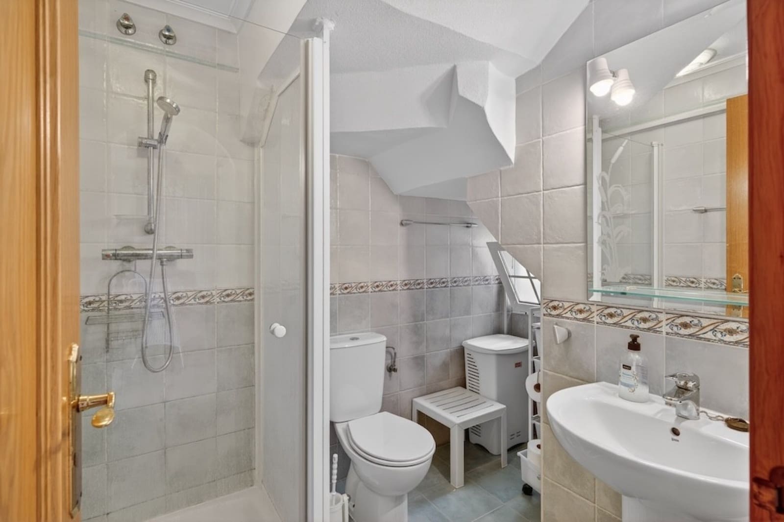 3 bedroom Townhouse for sale in Gran Alacant with pool - € 299,000 (Ref: 9836092)