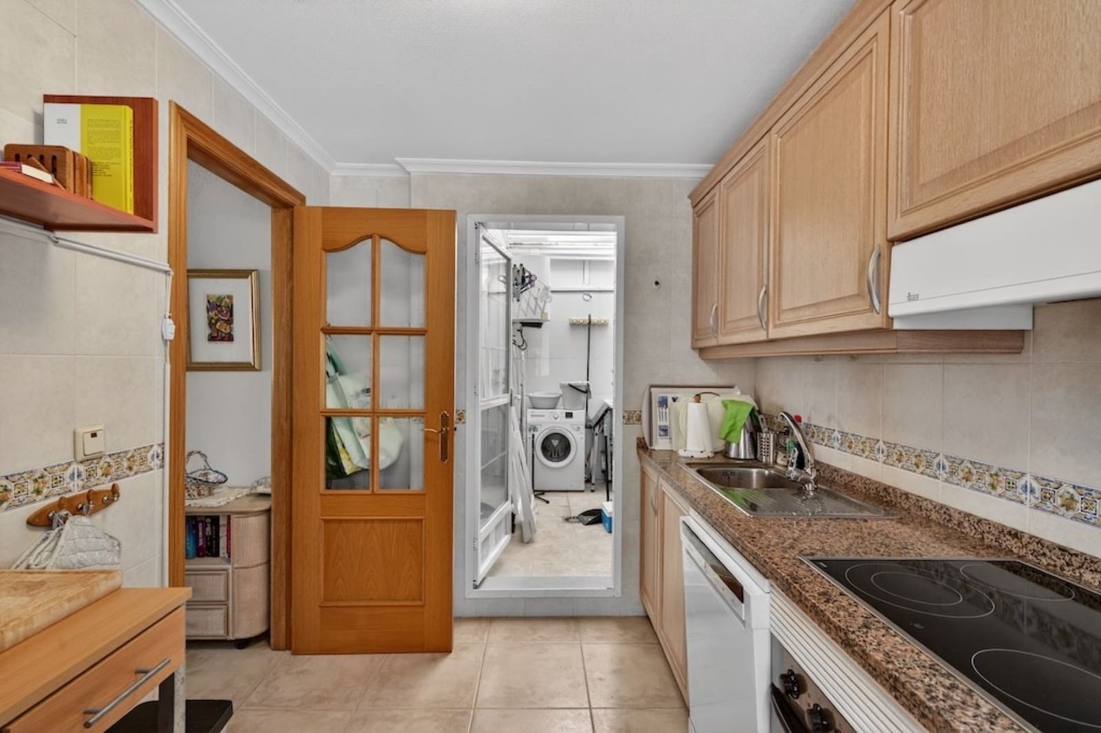 3 bedroom Townhouse for sale in Gran Alacant with pool - € 299,000 (Ref: 9836092)