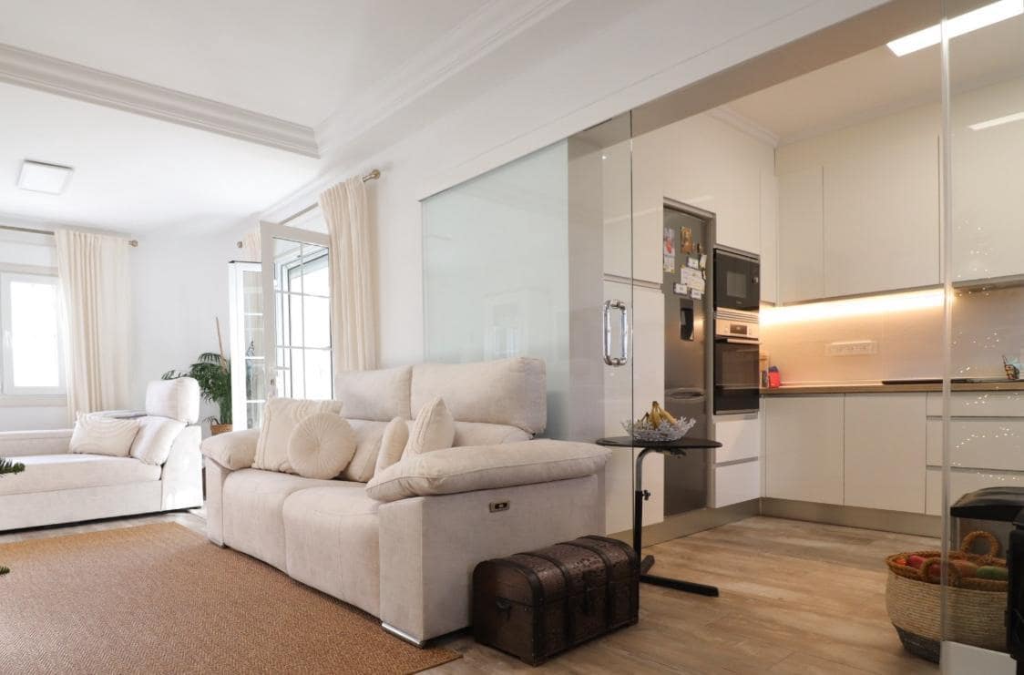 4 bedroom Villa for sale in Orihuela Costa with pool garage - € 414,950 (Ref: 9836115)