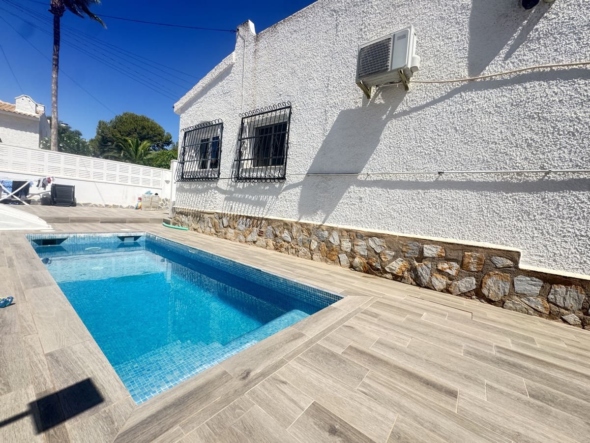 2 bedroom Villa for sale in Blue Lagoon - € 249,000 (Ref: 9856200)