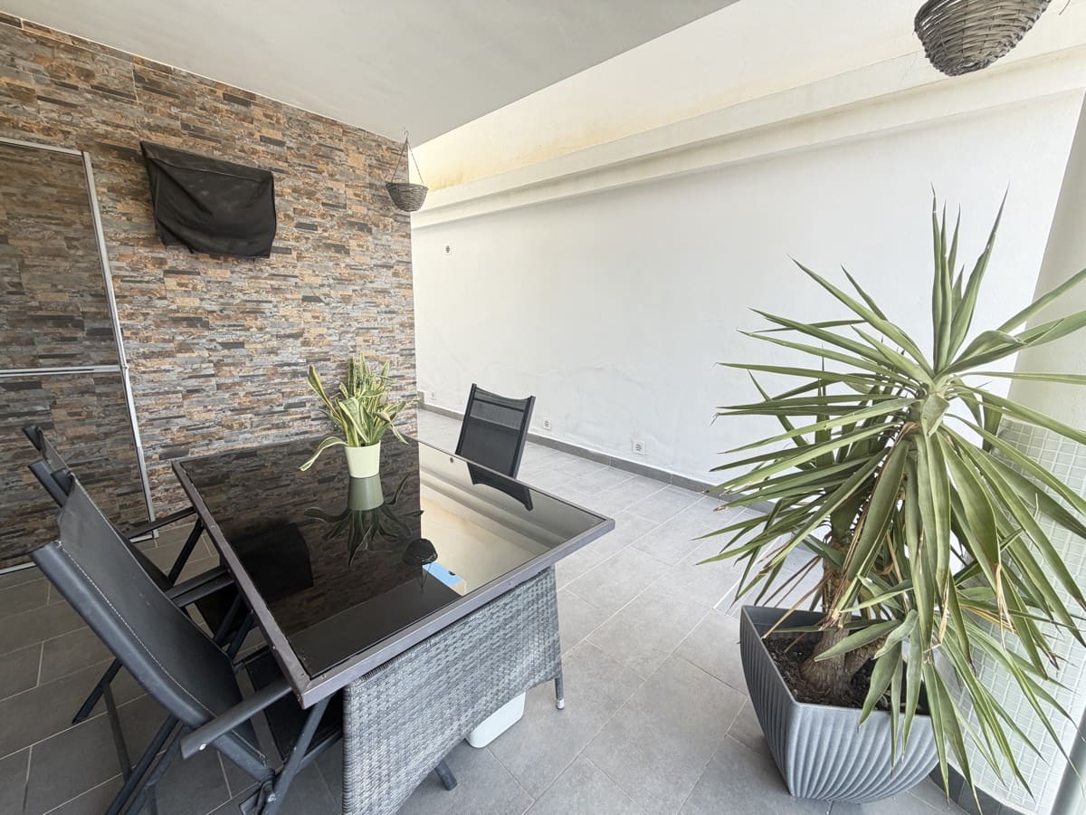 3 bedroom Villa for sale in Villamartin - € 260,000 (Ref: 9856202)