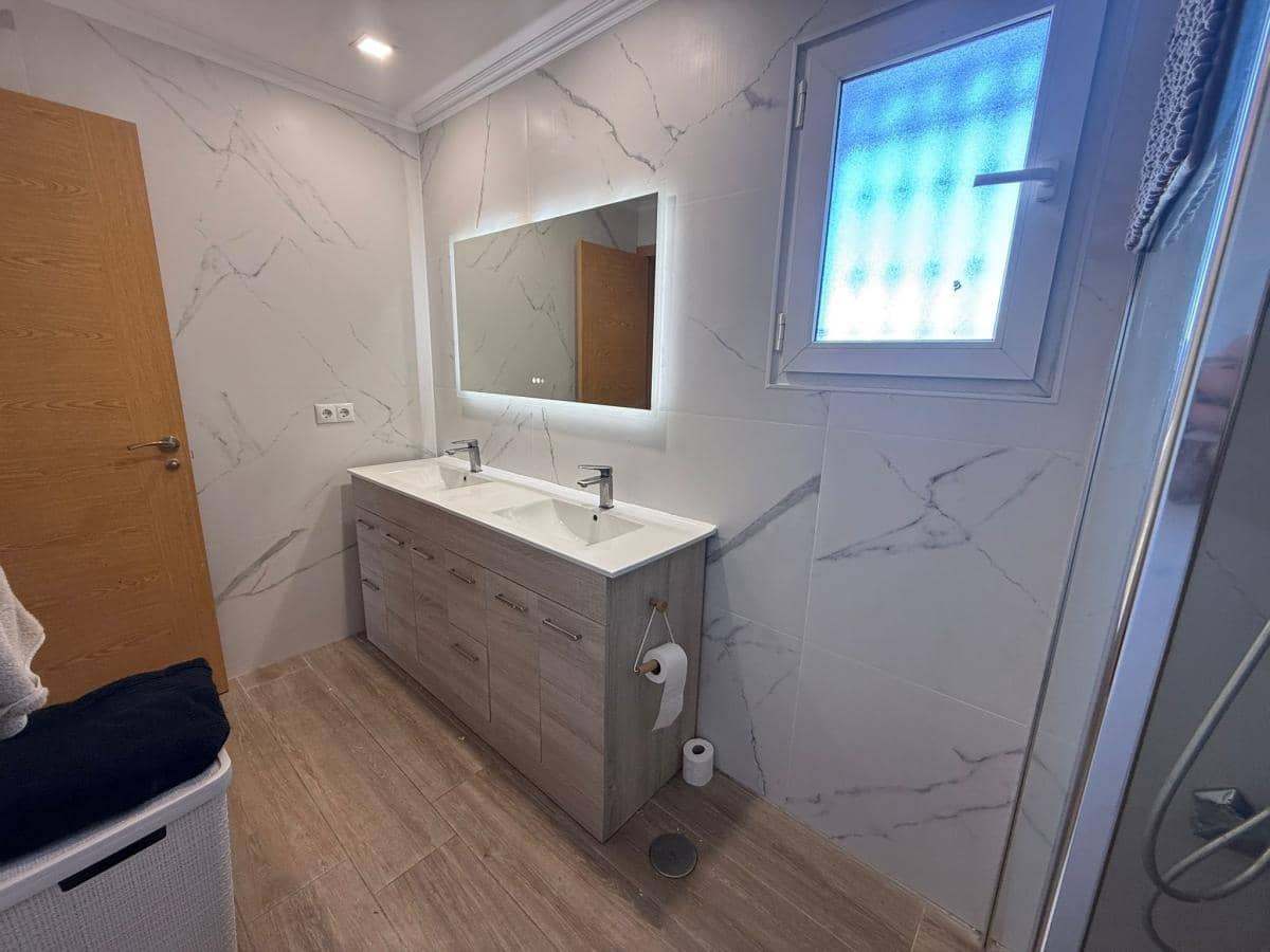 1 camera da letto Villetta Bifamiliare in vendita in Playa Flamenca - 299.999 € (Rif: 9866099)