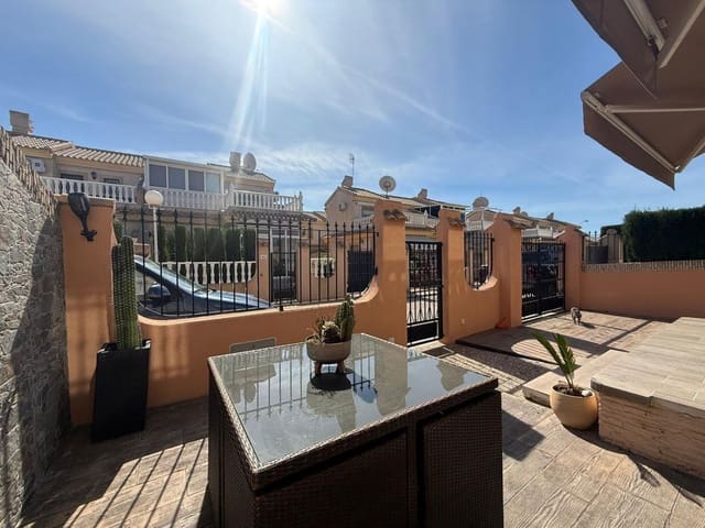 1 camera da letto Villetta Bifamiliare in vendita in Playa Flamenca, Orihuela - 299.999 € (Rif: 9866099)
