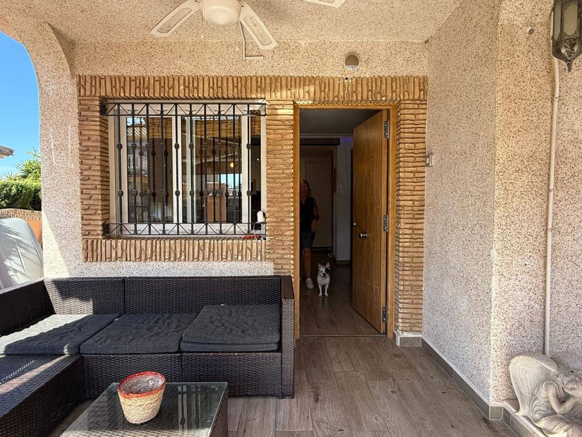 1 camera da letto Villetta Bifamiliare in vendita in Playa Flamenca - 299.999 € (Rif: 9866099)