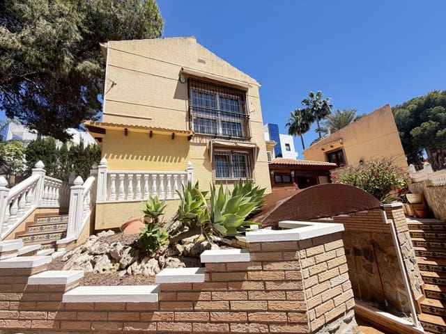 4 quarto Moradia para venda em Los Balcones - 490 000 € (Ref: 9898496)