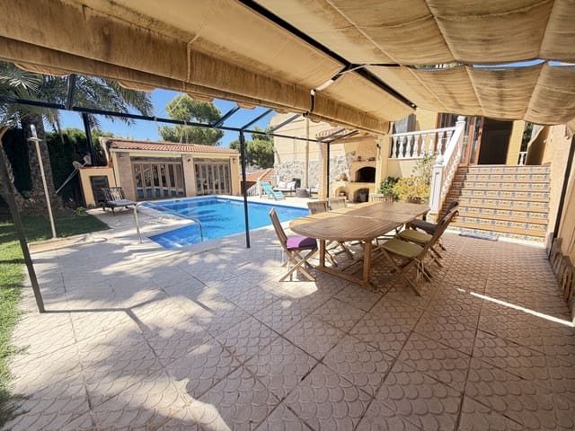 4 quarto Moradia para venda em Los Balcones - 490 000 € (Ref: 9898496)