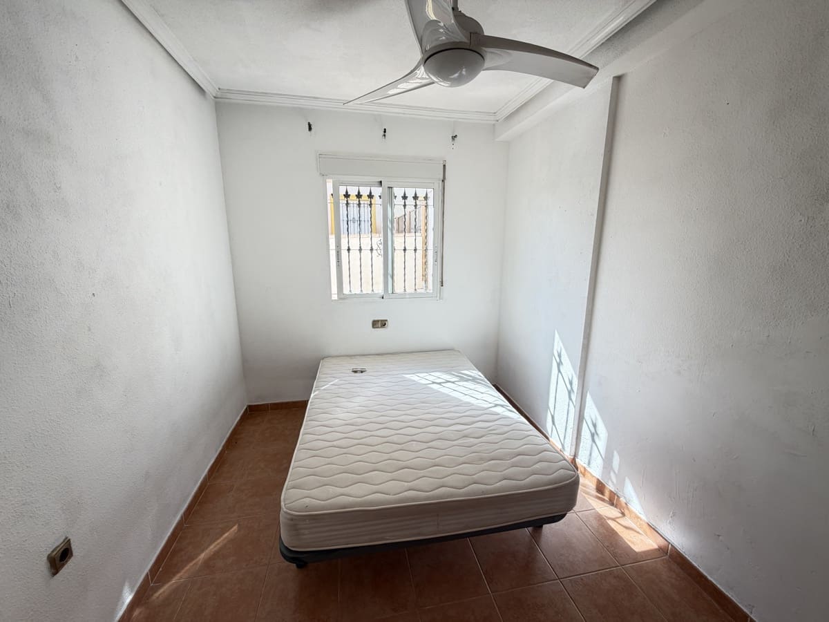 3 quarto Casa em Banda para venda em Playa Flamenca - 195 000 € (Ref: 9898500)
