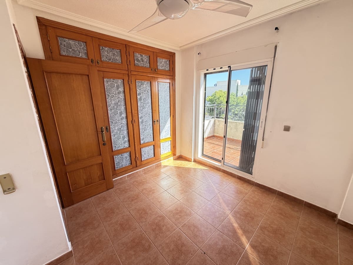 3 quarto Casa em Banda para venda em Playa Flamenca - 195 000 € (Ref: 9898500)