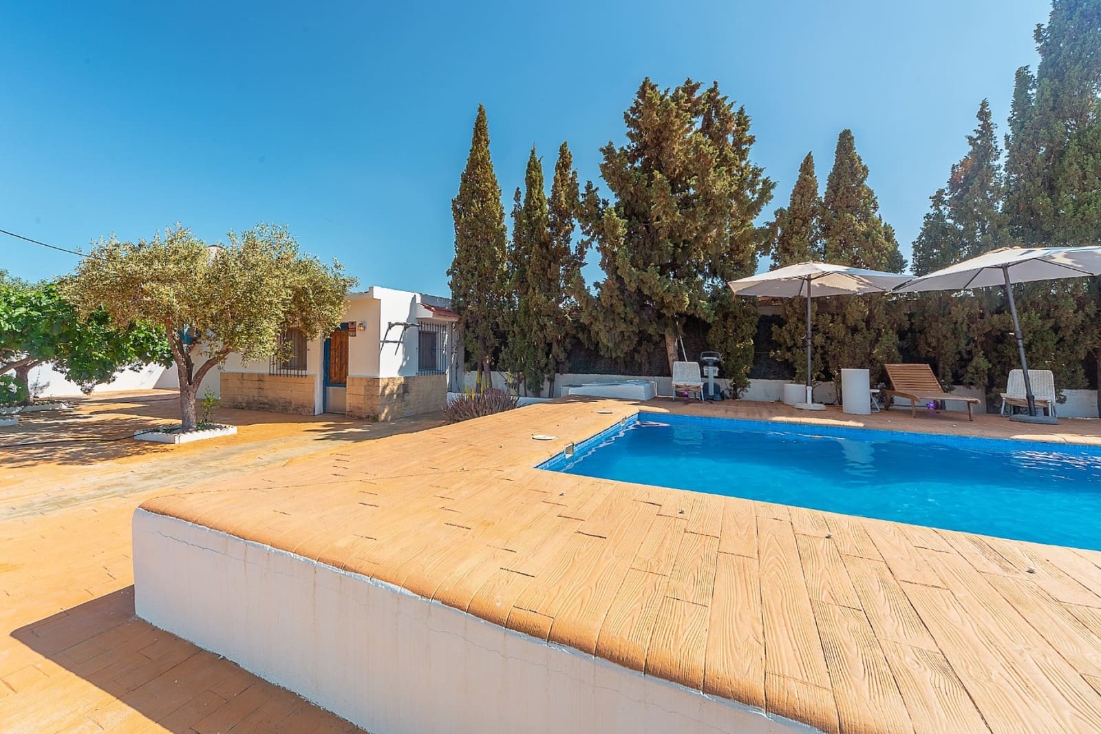 4 makuuhuone Huvila myytävänä paikassa San Vicente / Sant Vicent del Raspeig - 469 000 € (Ref: 9898525)