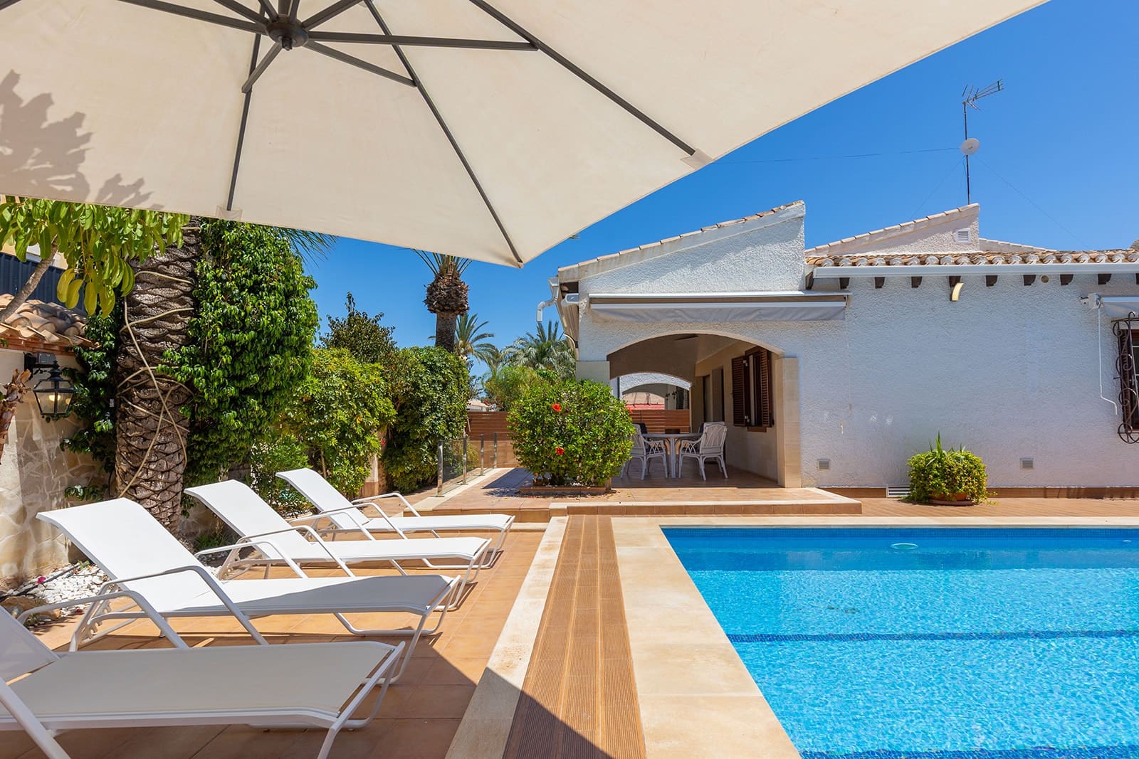 4 sovrum Villa till salu i Orihuela Costa - 699 950 € (Ref: 9906164)
