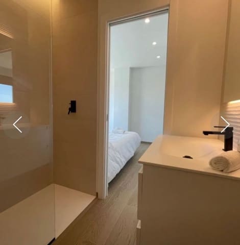 Apartamento de 2 habitaciones en Las Colinas Golf, Orihuela en venta con piscina garaje - 475.000 € (Ref: 9906210)