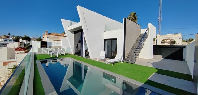 3 bedroom Villa for sale in Torrevieja with pool garage - € 750,000 (Ref: 9906227)