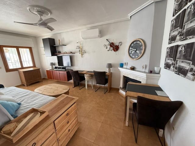 3 slaapkamer Villa te koop in San Miguel de Salinas - € 209.999 (Ref: 9906229)