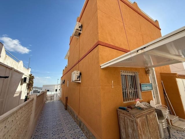 3 slaapkamer Villa te koop in San Miguel de Salinas - € 209.999 (Ref: 9906229)