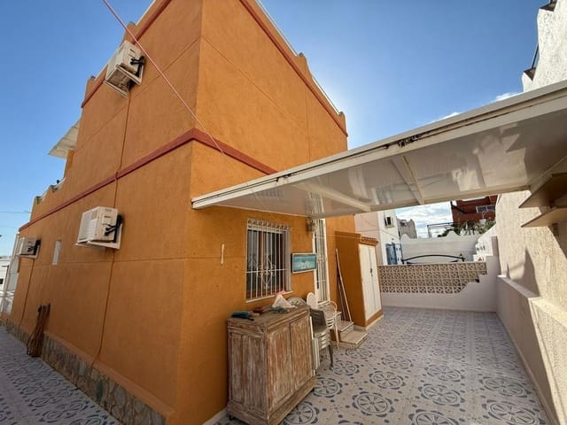 3 slaapkamer Villa te koop in San Miguel de Salinas - € 209.999 (Ref: 9906229)